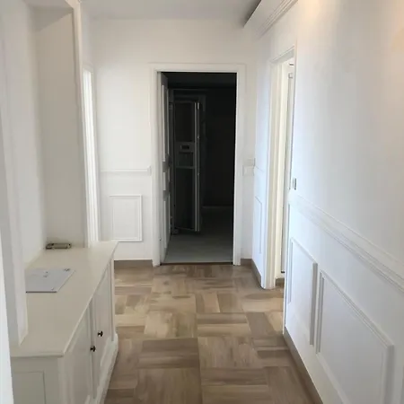 Stunning Views Large Balcony Apartment With Pool Αντίμπ