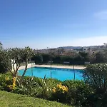 Stunning Views Large Balcony With Pool *