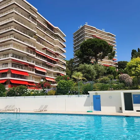 Le Valencay Spacious 2 Bedroom 펜션 앙티브