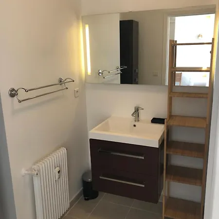 Le Valençay spacious 2 bedroom apartment Casa de Férias