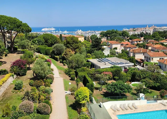 Stunning Views Large Balcony With Pool Σπίτι διακοπών *